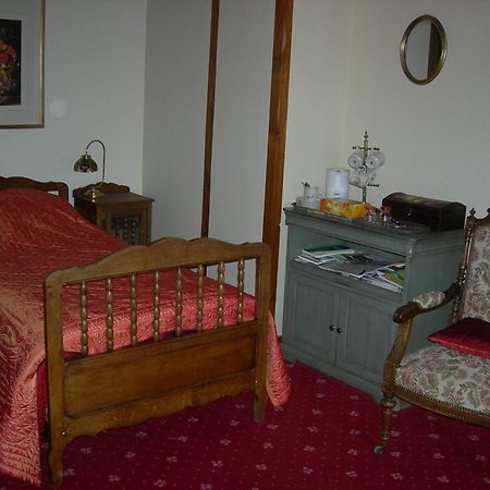 Bed and Breakfast La Ferme Rose Cergy Exterior foto