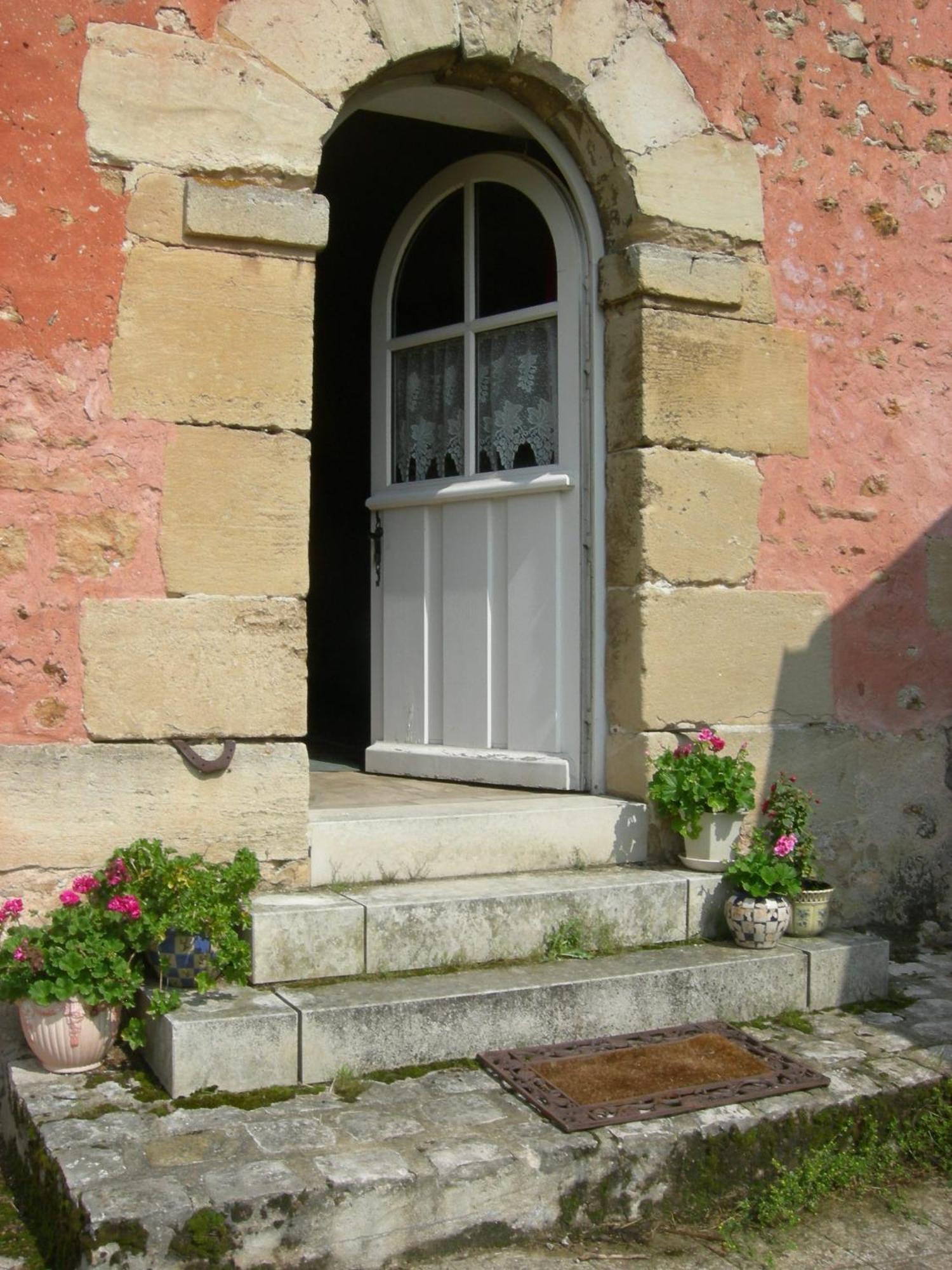 Bed and Breakfast La Ferme Rose Cergy Exterior foto